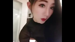 国产CD伪娘小乔性感黑丝被干